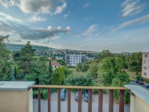 Prodej bytu 2+1, Mníšek pod Brdy, Jana Šťastného, 53 m2