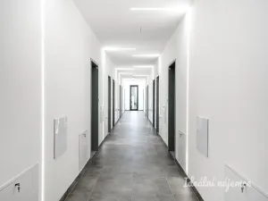 Pronájem bytu 1+kk, Praha - Kyje, Za černým mostem, 24 m2