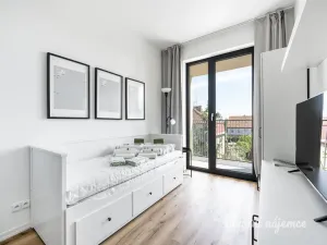Pronájem bytu 1+kk, Praha - Kyje, Za černým mostem, 24 m2