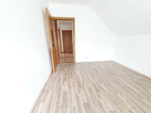 Pronájem rodinného domu, Praha, 200 m2