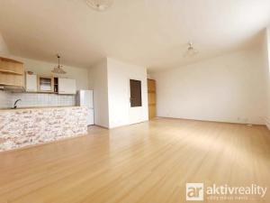 Pronájem bytu 3+kk, Praha - Bohnice, Hlivická, 60 m2