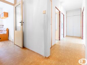 Prodej bytu 2+1, Plzeň, Žlutická, 70 m2