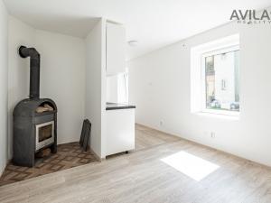 Prodej bytu 1+kk, Zvěstov - Roudný, 27 m2