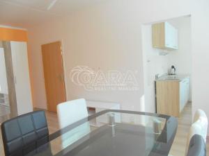 Pronájem bytu 1+kk, Praha, 30 m2