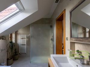 Pronájem rodinného domu, Voznice - Chouzavá, 260 m2