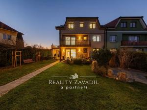 Prodej ubytování, Praha - Sedlec, Při hranici, 314 m2