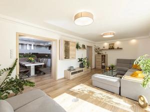 Prodej rodinného domu, Praha - Suchdol, Osvobození, 314 m2