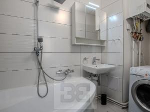 Pronájem bytu 2+kk, Praha - Nusle, Bartoškova, 44 m2