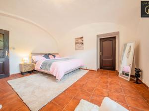 Prodej vily, Roztoky, 300 m2