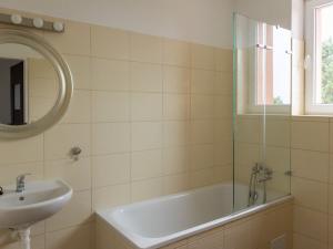 Pronájem bytu 2+kk, Praha - Čakovice, U Párníků, 66 m2