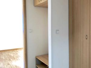 Pronájem bytu 1+kk, Praha - Letňany, Chlebovická, 39 m2