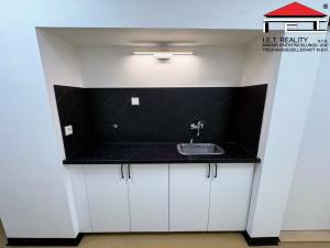 Pronájem kanceláře, Brno, Kroftova, 19 m2