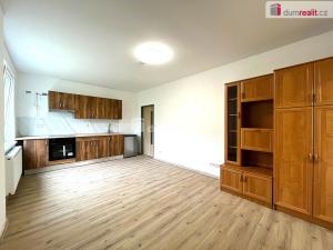 Pronájem bytu 1+1, Habartov, 1. máje, 30 m2