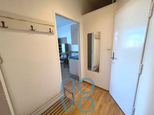 Pronájem bytu 1+kk, Praha - Malá Strana, Újezd, 23 m2