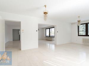 Pronájem rodinného domu, Praha - Lhotka, Na dlouhé mezi, 436 m2