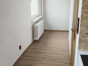 Pronájem bytu 2+1, Chomutov, Bezručova, 60 m2