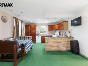 Prodej zemědělské usedlosti, Nová Role - Mezirolí, 900 m2
