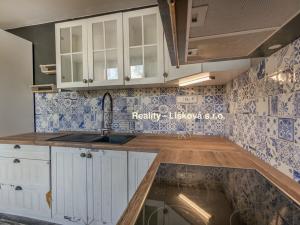 Prodej bytu 2+1, Ústí nad Labem - Střekov, Kozinova, 54 m2