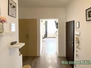 Pronájem bytu 3+kk, Praha - Střešovice, U střešovických hřišť, 95 m2