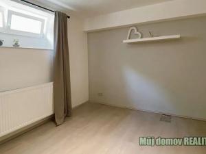 Pronájem bytu 3+kk, Praha - Střešovice, U střešovických hřišť, 95 m2