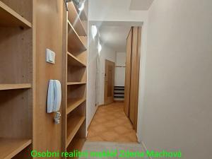 Pronájem bytu 3+kk, Praha - Háje, Brechtova, 67 m2