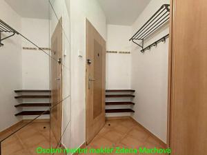 Pronájem bytu 3+kk, Praha - Háje, Brechtova, 67 m2