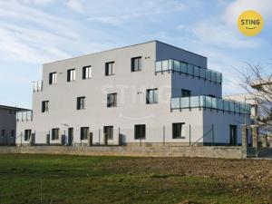 Pronájem bytu 2+kk, Ostrava, Dubová, 64 m2
