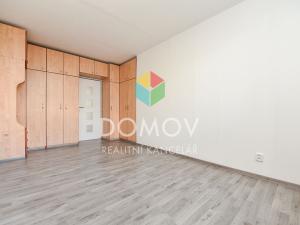 Pronájem bytu 3+1, Komárov, Okružní, 68 m2