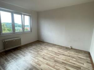 Pronájem bytu 2+1, Kadaň, Chomutovská, 51 m2
