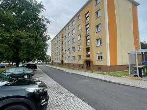 Pronájem bytu 2+1, Kadaň, U Stadionu, 51 m2