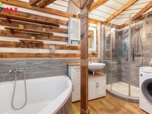 Prodej rodinného domu, Všechlapy, 200 m2