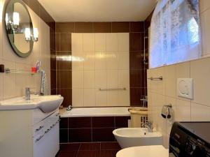 Prodej chalupy, Koberovy - Michovka, 250 m2