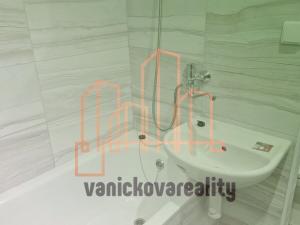 Pronájem bytu 2+1, Děčín - Děčín VI-Letná, 70 m2