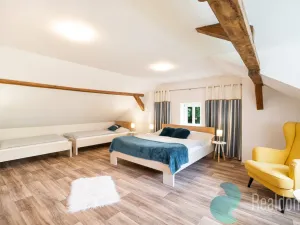 Prodej rodinného domu, Rožmberk nad Vltavou, 302 m2