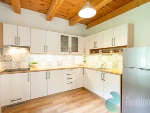 Prodej rodinného domu, Rožmberk nad Vltavou, 302 m2