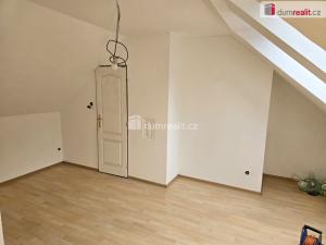 Prodej rodinného domu, Kropáčova Vrutice - Střížovice, 258 m2