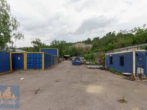 Pronájem komerčního pozemku, Praha - Hloubětín, Kbelská, 3070 m2