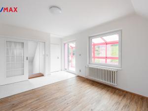Prodej vily, Měchenice, Hlavní, 330 m2