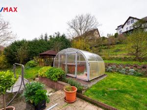 Prodej vily, Měchenice, Hlavní, 330 m2
