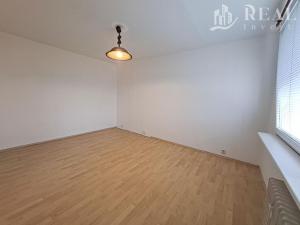 Pronájem bytu 1+1, Chomutov, Písečná, 35 m2
