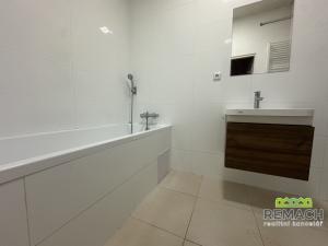 Pronájem bytu 2+kk, Uherské Hradiště, Šromova, 58 m2