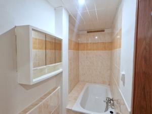 Pronájem bytu 1+kk, Praha - Malešice, Nad úžlabinou, 15 m2