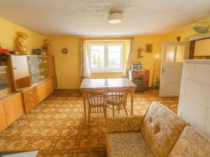 Prodej rodinného domu, Myslív, 127 m2