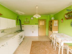 Prodej rodinného domu, Myslív, 127 m2