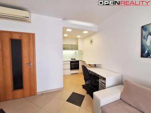 Pronájem bytu 2+kk, Brno, Místní, 45 m2