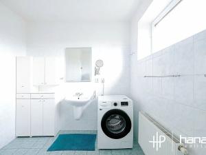 Pronájem bytu 2+kk, Slavkov u Brna, Slovanská, 57 m2