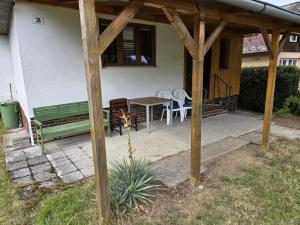 Prodej chaty, Snědovice, 70 m2