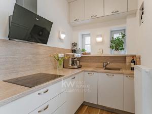 Pronájem bytu 2+kk, Praha - Vinohrady, Písecká, 49 m2