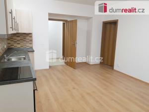 Pronájem bytu 2+kk, Milovice - Mladá, Zátopkova, 44 m2