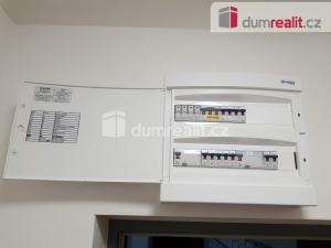 Pronájem bytu 2+kk, Milovice - Mladá, Zátopkova, 44 m2